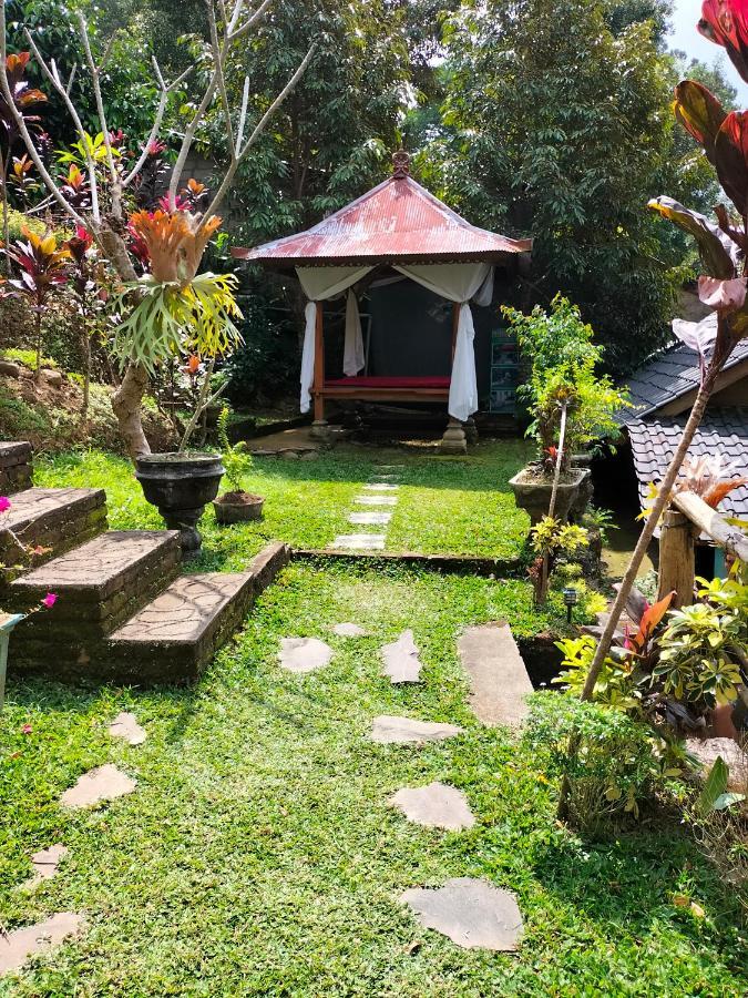 Friendly Homestay Lemukih Singaraja Εξωτερικό φωτογραφία