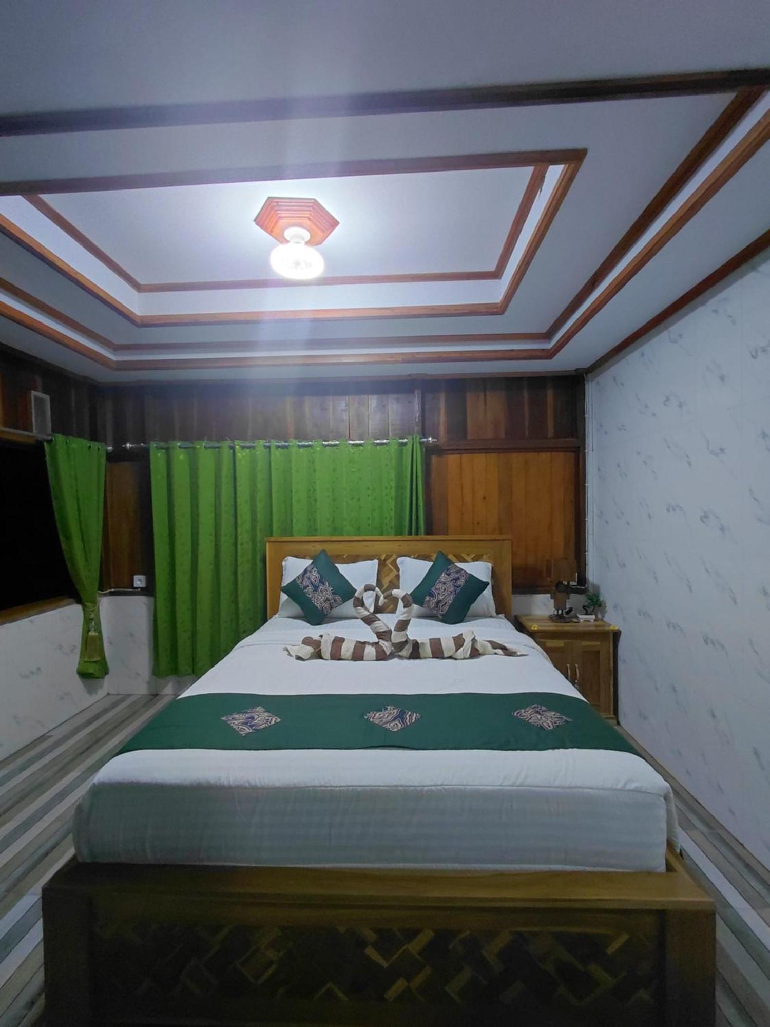 Friendly Homestay Lemukih Singaraja Εξωτερικό φωτογραφία